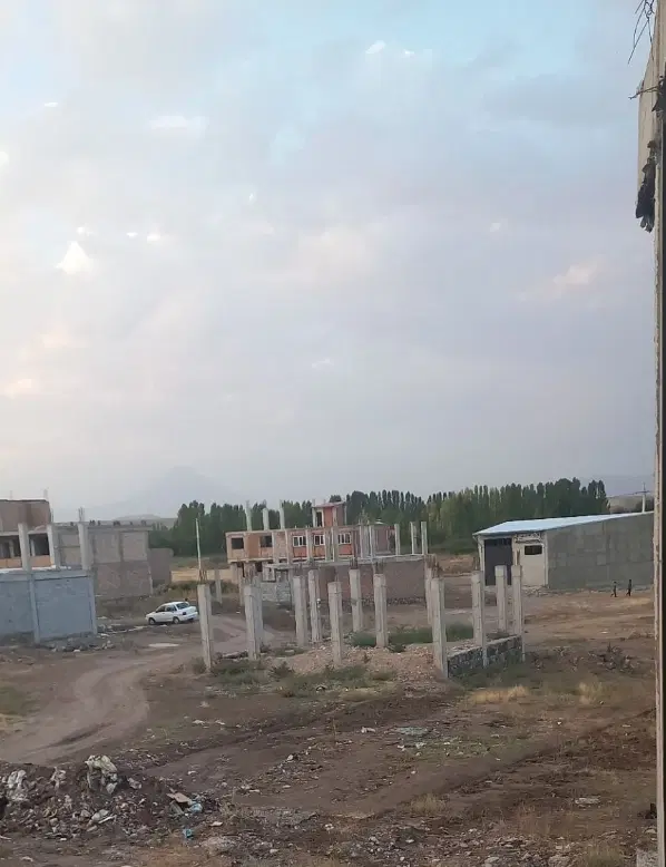 زمین مسکونی