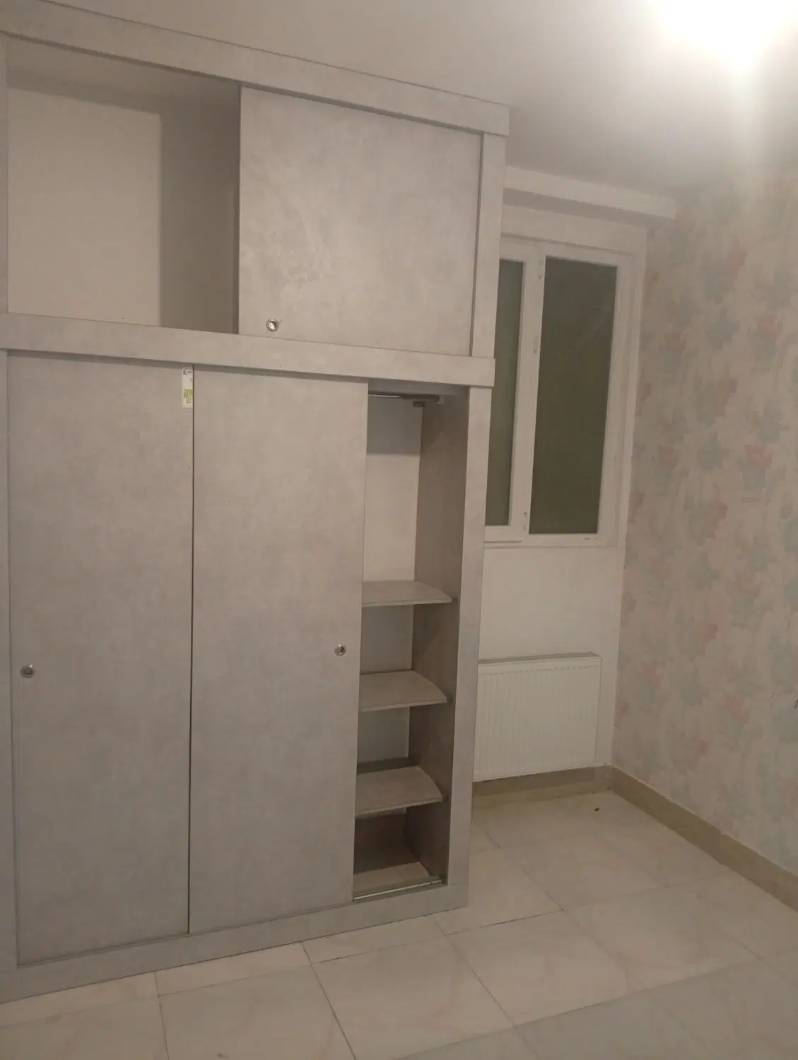 رهن و اجاره ساختمان دوخوابه شهرک سپاه
