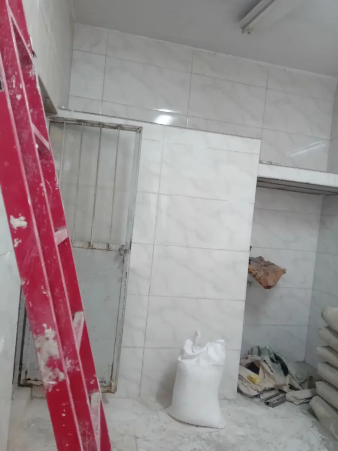 مغازه با خانه چهاراه گاز رسالت
