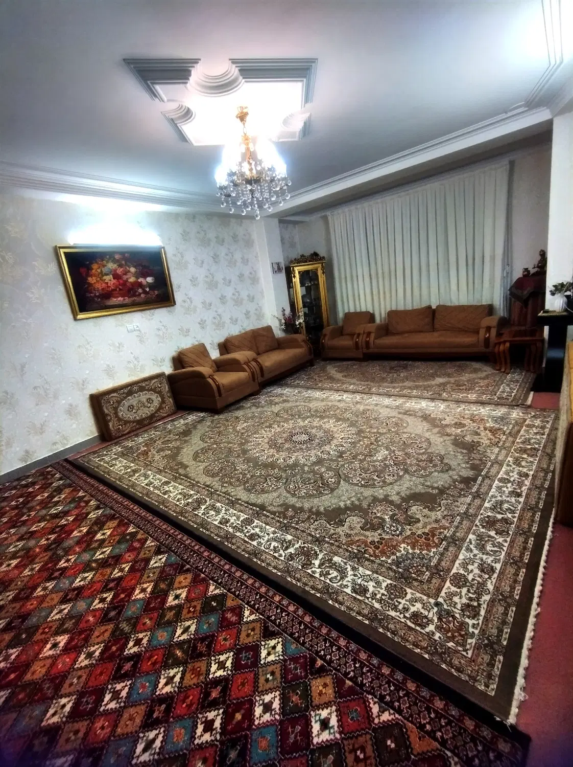 آپارتمان فروشی کوچه مشکی ۱۲ متری حافظ