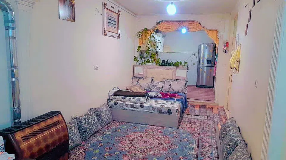 ویلایی ۱۰۰ متری در گذر ۸ متری