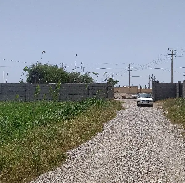 زمین باغچه ۱۱۴۰متری انتهای خیابان دزبار اهن فروشان