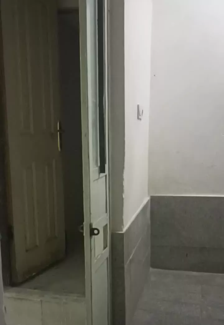 خانه دوطبقه و نیم موقعیت رو به رشد