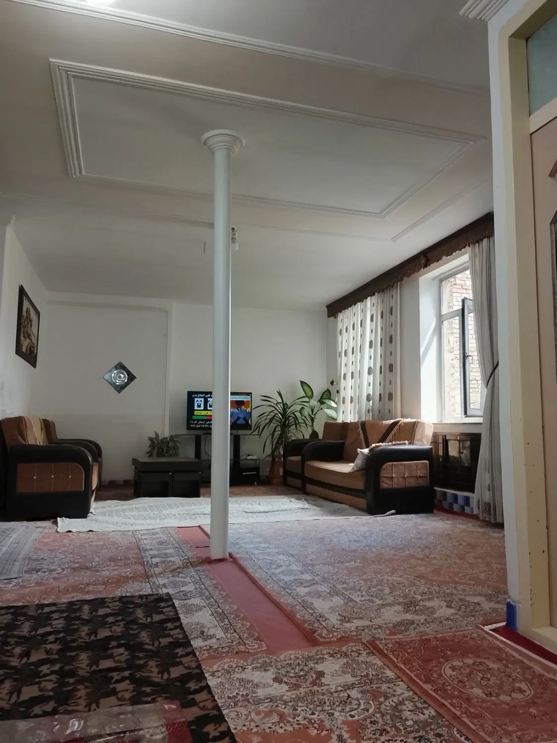زمین بر خیابان مولوی غربی بعثت