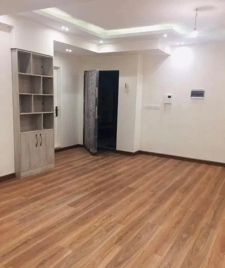 ۹۰ متر_فول امکانات_ نوساز _ تخلیه_ روف گاردن