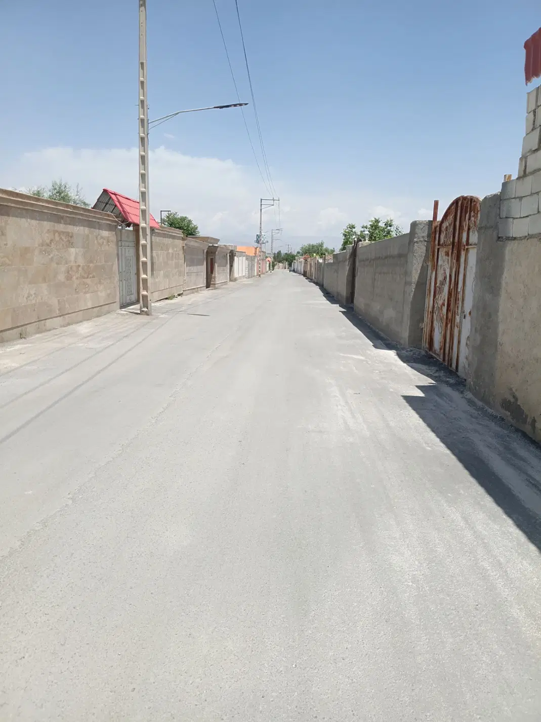 زمین باغی دوردیوار حاشیه شاهنامه۷۶دوکله امتیاز دار
