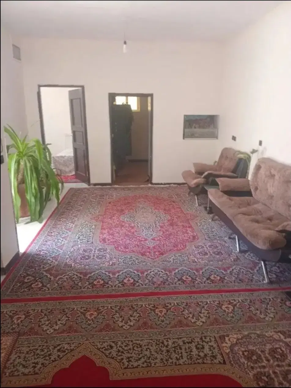 منزل دربست_ ۱۰۵ متری (شهرک ولیعصر)
