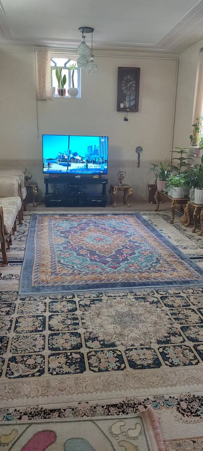 منزل 70متری یک خواب تمیز بدون خرج دستخضر