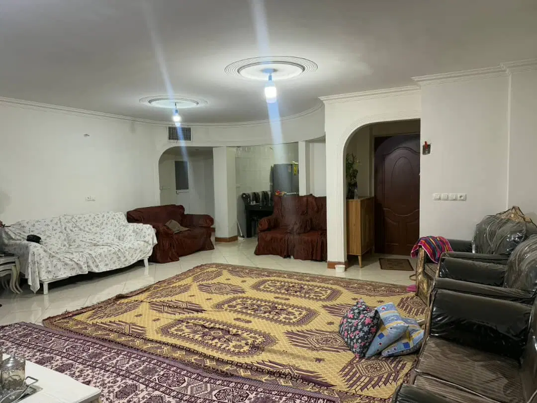 سه خوابه ۱۳۲ متری طبقه اول فاز یک