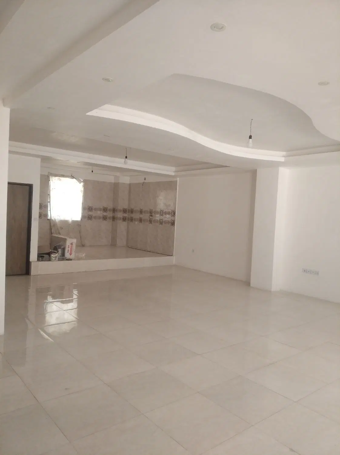 فروش‌واحد‌128متری