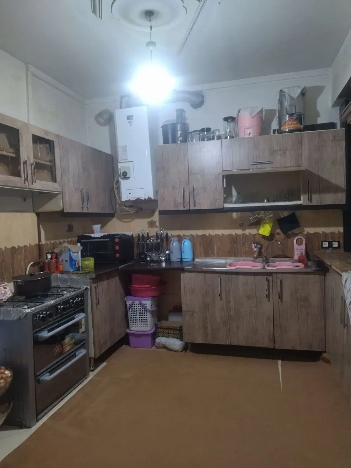 خانه ویلایی ماشین رو 100متری کوچه 8متری