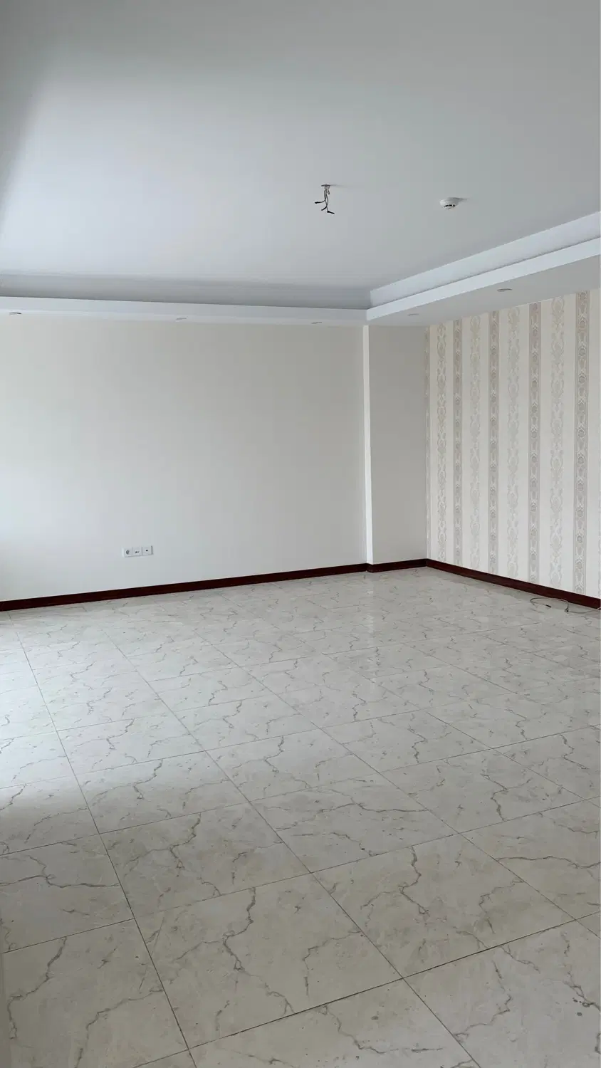 ۹۰ متر _خوش نقشه_ تهرانپارس شرقی