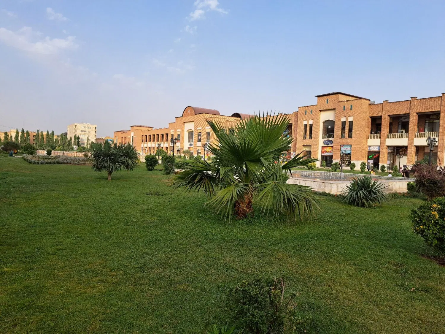 مغازه ۱۷ متری با سند تک‌برگ (مالک هستم)