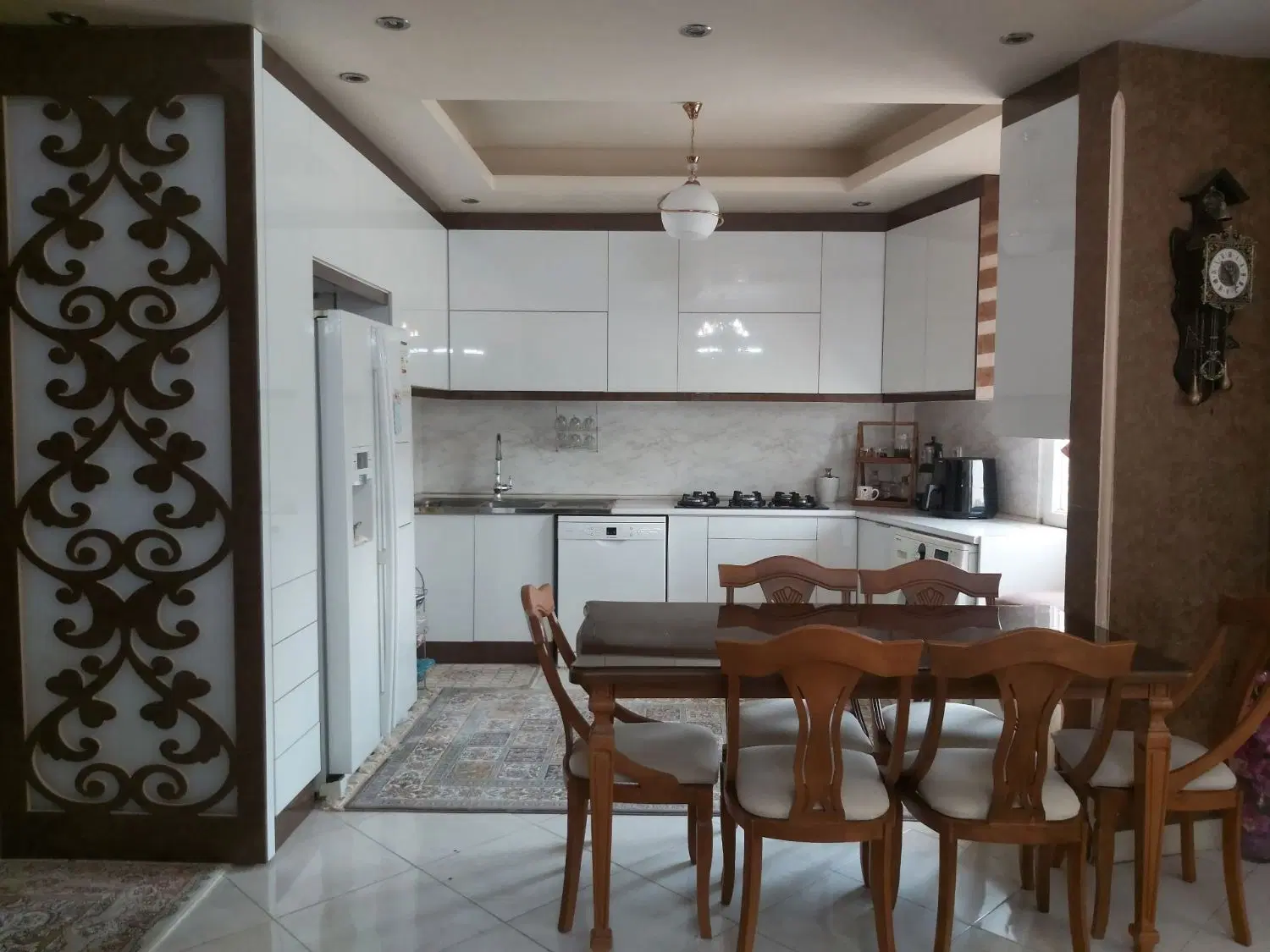 آپارتمان ۱۰۸ متری لوازم خانگی