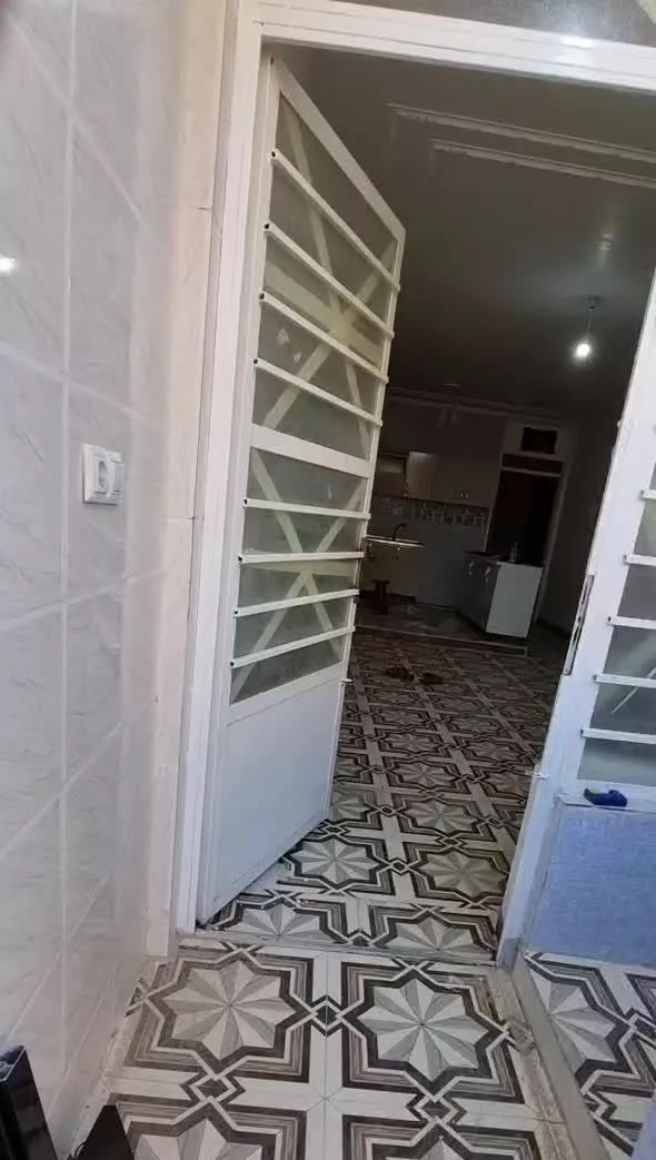 منزل دو طبقه گرد خون