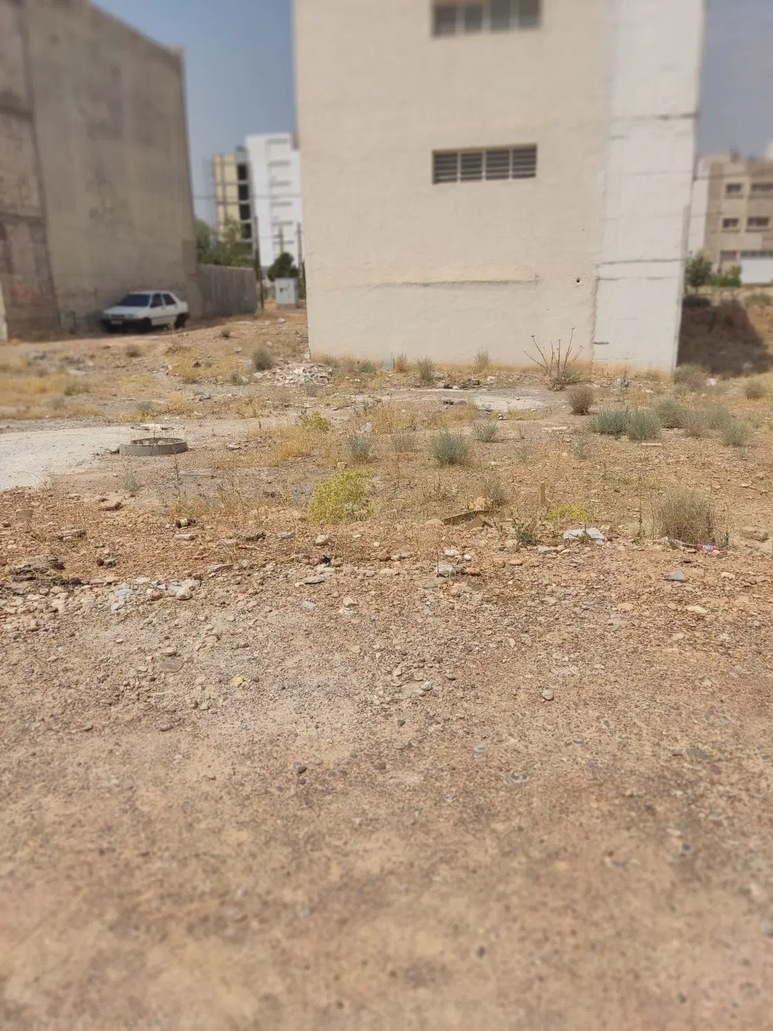 فروش زمین ۲۰۰ متری با پروانه