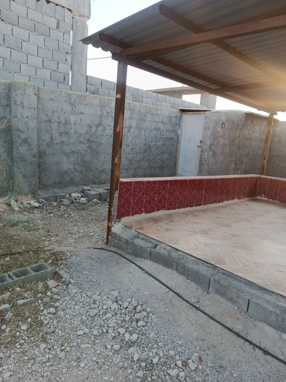 فروش زمین روبرو شهرداری بهارستان