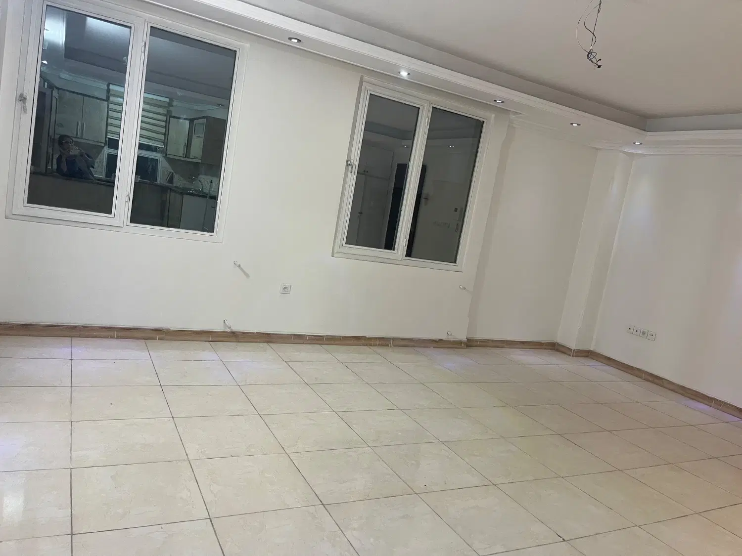 آپارتمان ۶۸ متری دوخواب با آسانسور