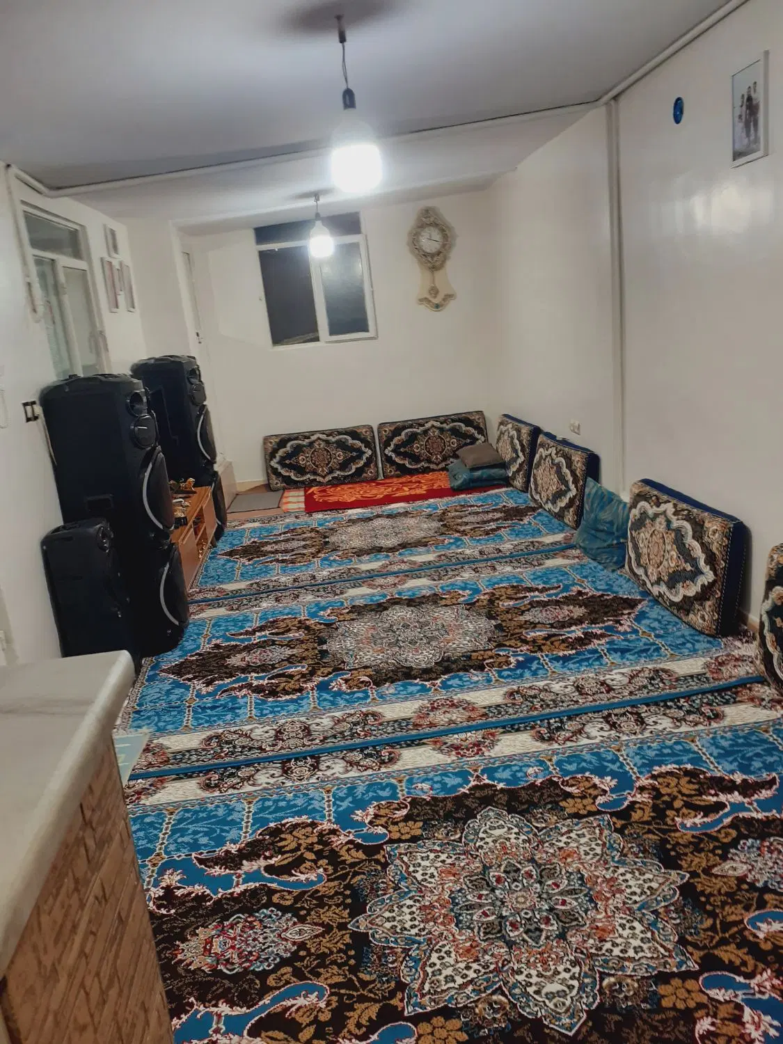 اپارتمان طبقه چهارم حیاط دار
