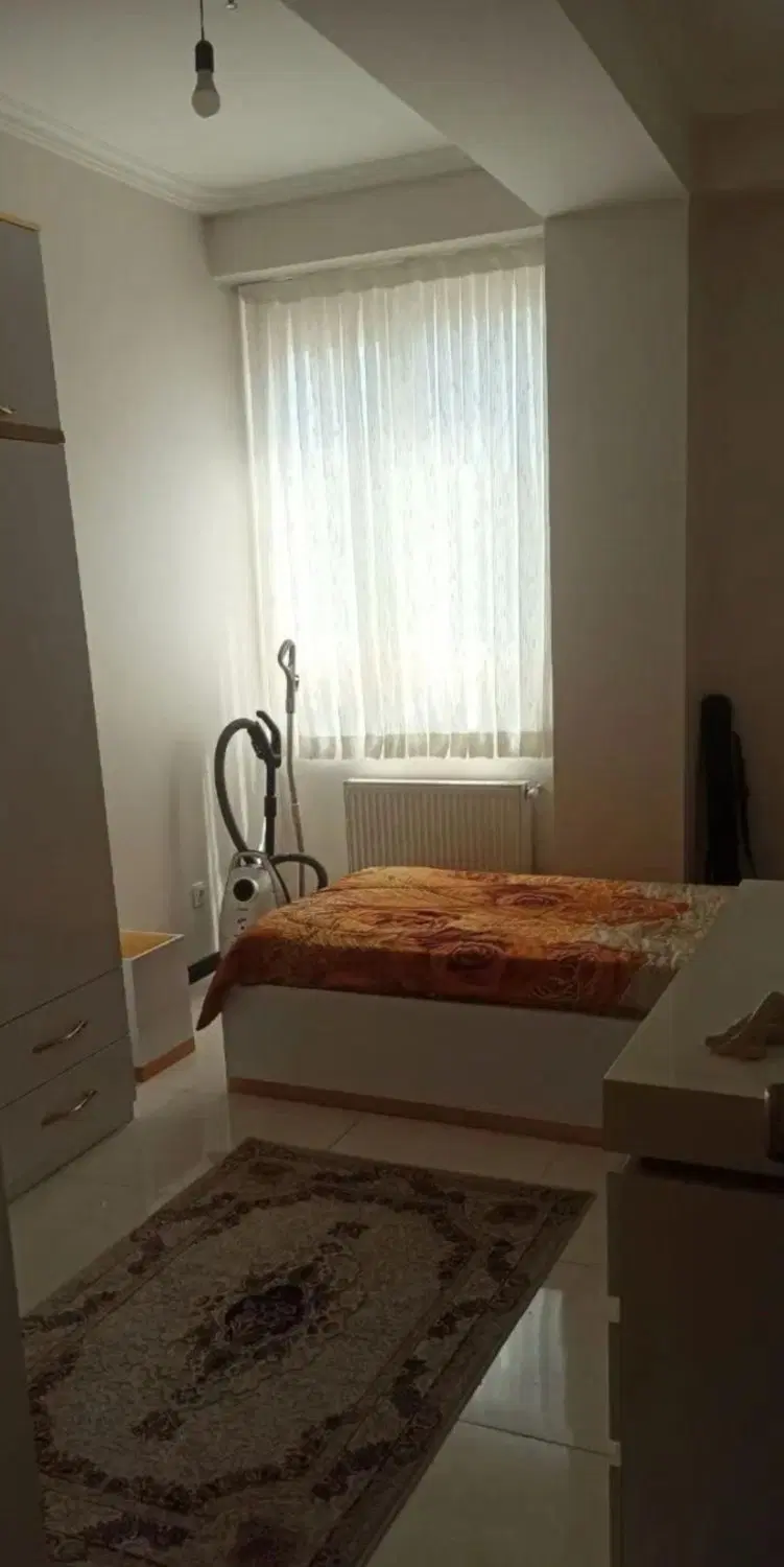۶۰ متر  ۱ خوابه فول متریال غرق نور