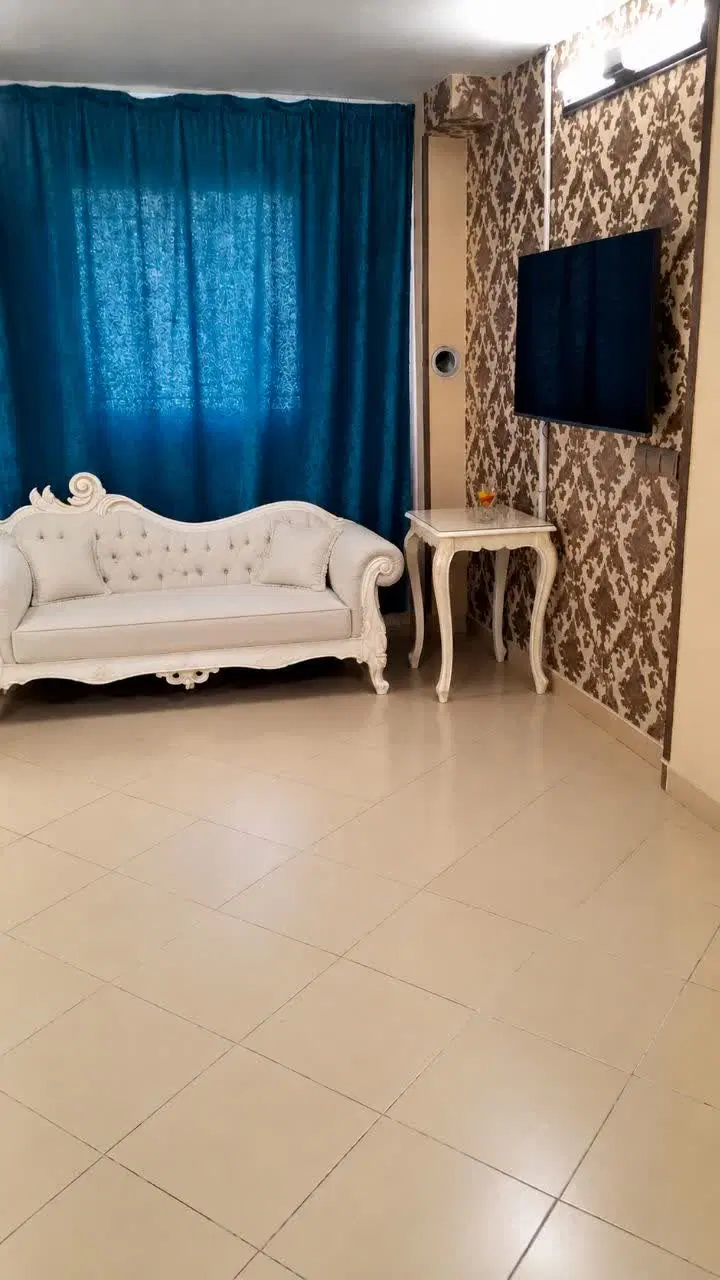 تخلیه اول مهر 85متردوخواب حجاب دونبش مستغلاتی