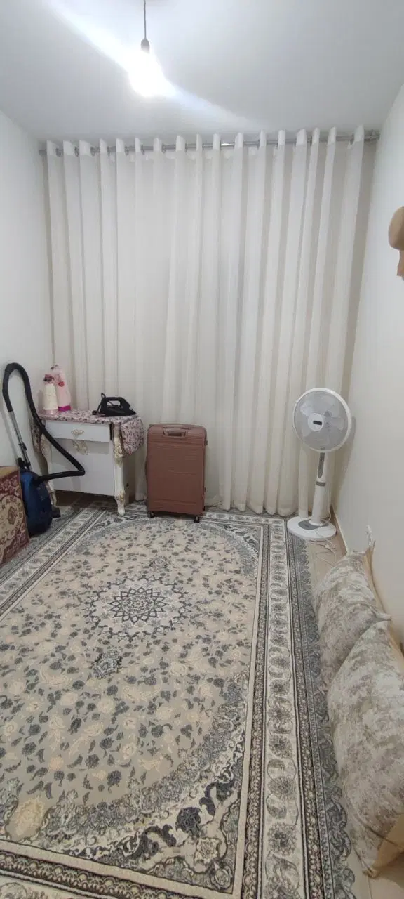 ۸۰ متر دوخواب شهرک فرهنگیان طبقه دوم