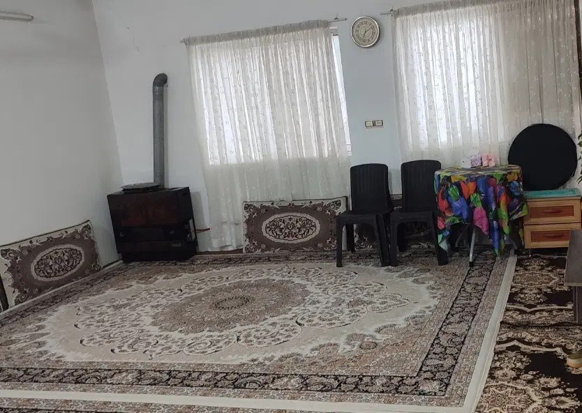 60متر آپارتمان +10متر حیاط مسقف