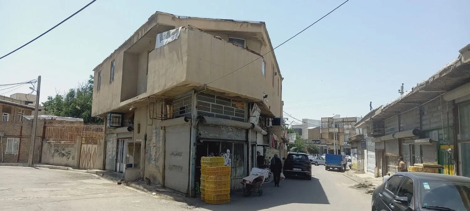 ساختمان مسکونی تجاری