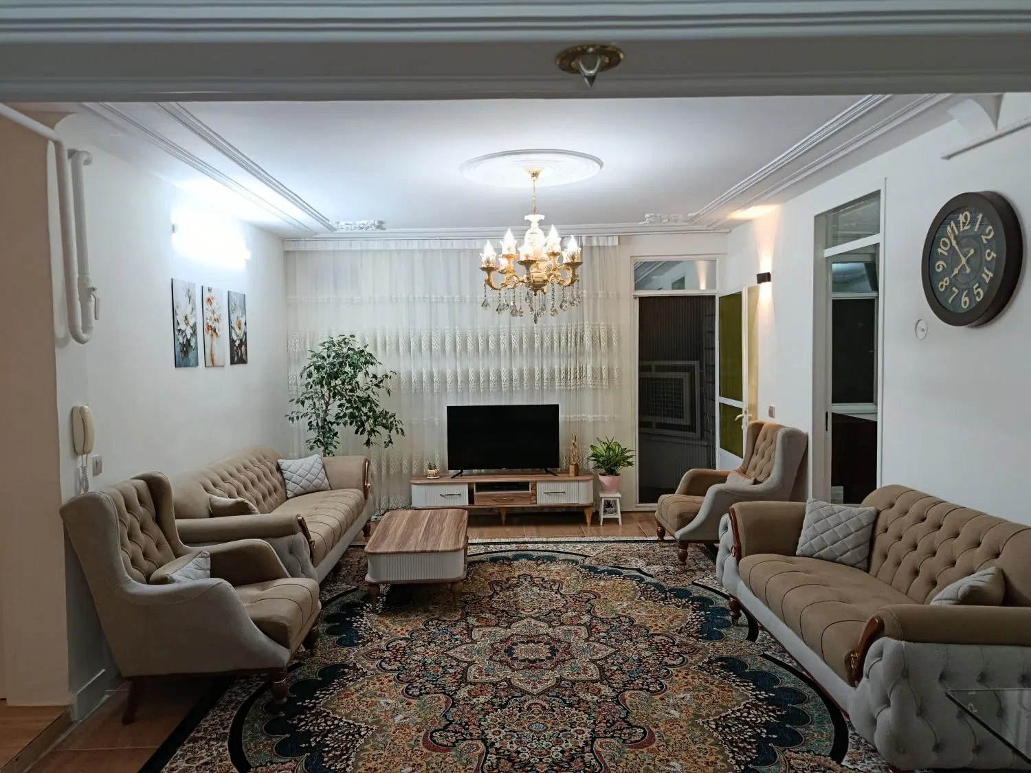 فروش آپارتمان میدان معلم