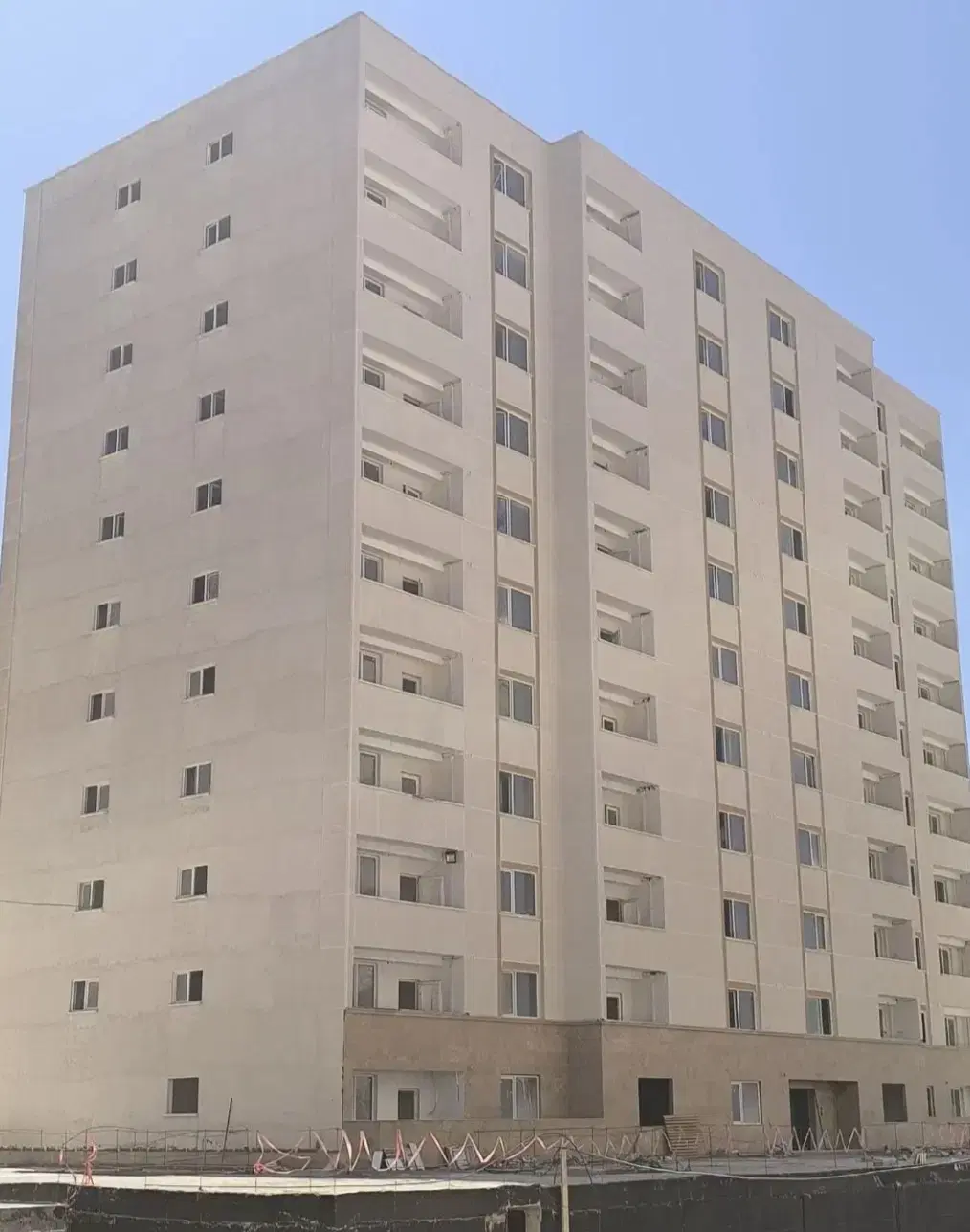 مسکن ملی ۸۲۰ واحدی