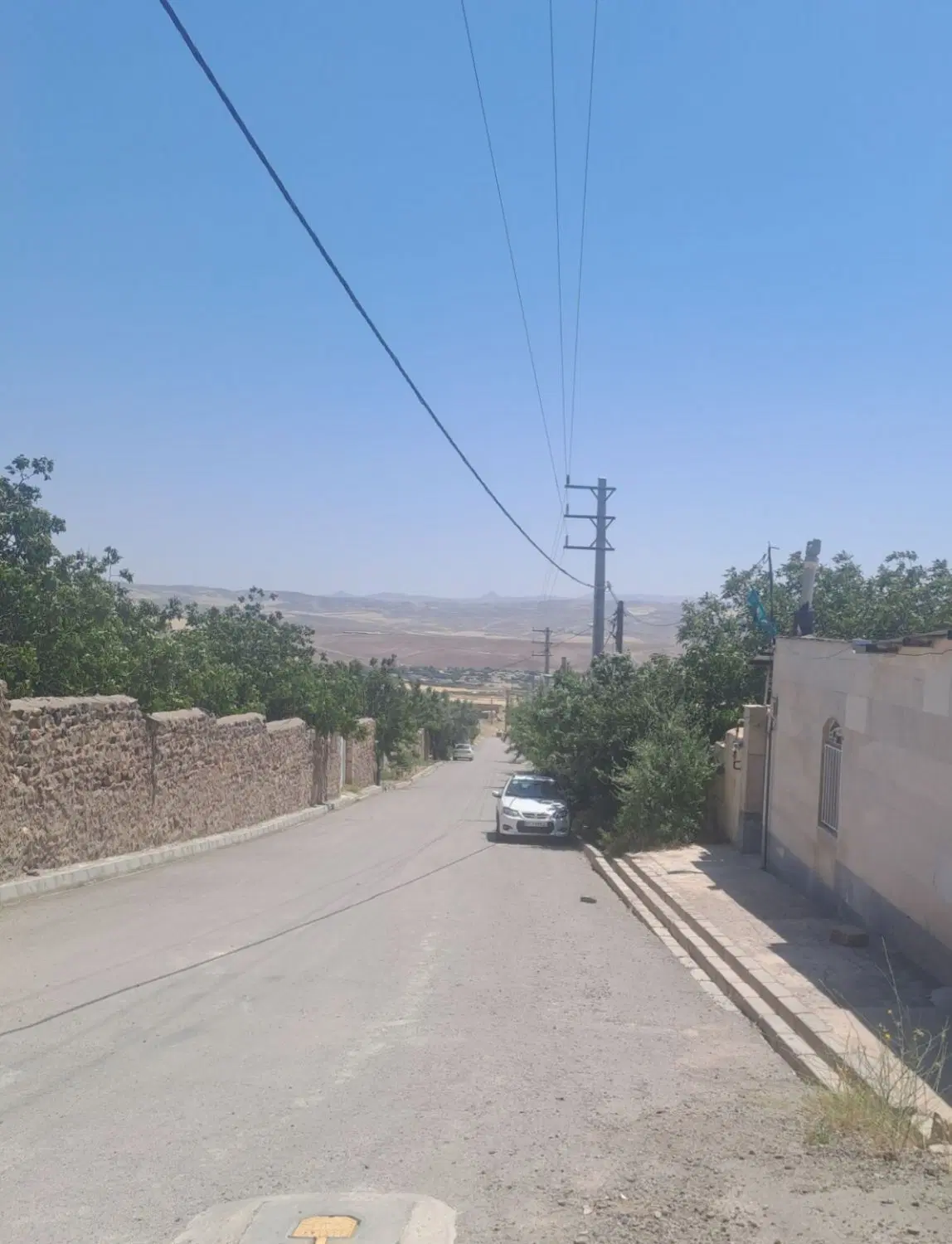 زمین با مجوز ساخت.درگردنه کوهین