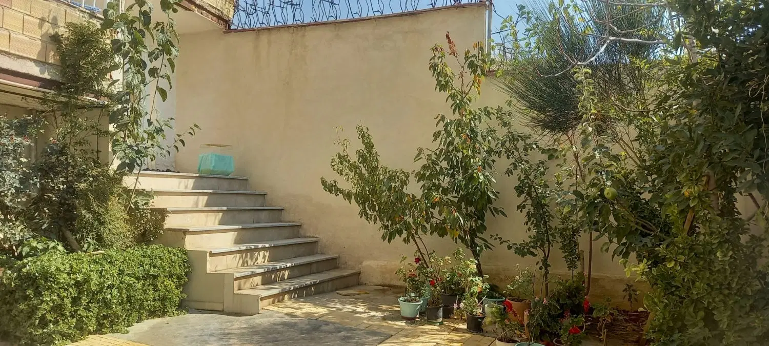 ویلایی  دربست