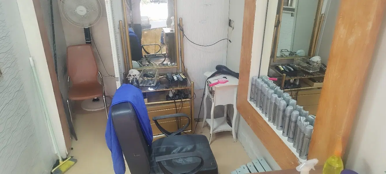 مغازه ده متری