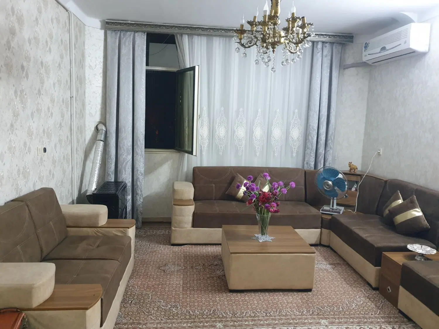 آپارتمان سرجنگلداری بازسازی کامل شده