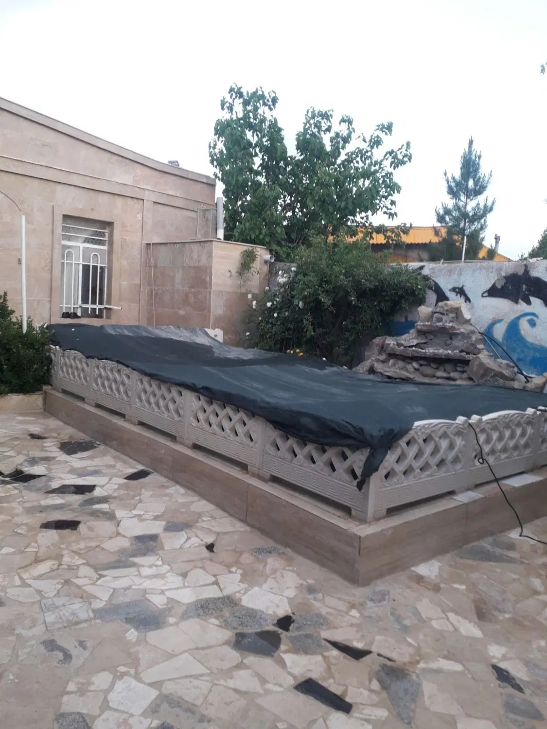 ویلا۶۰۰متری تکمیل سند دار