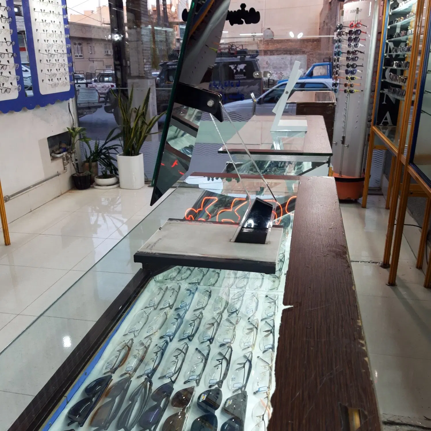مغازه ۵۸ متر آفرینش