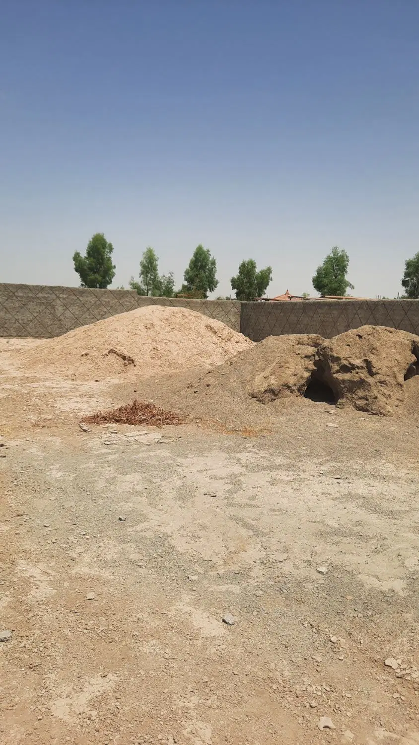 فروش چهار دیواری حدود ۵۵۰ متری