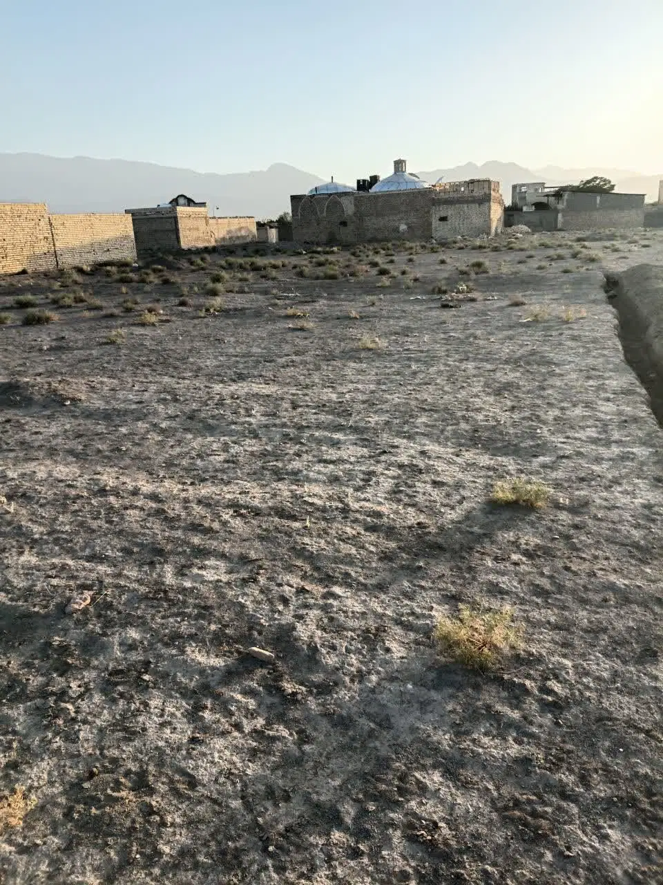 زمین مسکونی اخرکوچه ی حسین پور صیفی آباد  کاشان