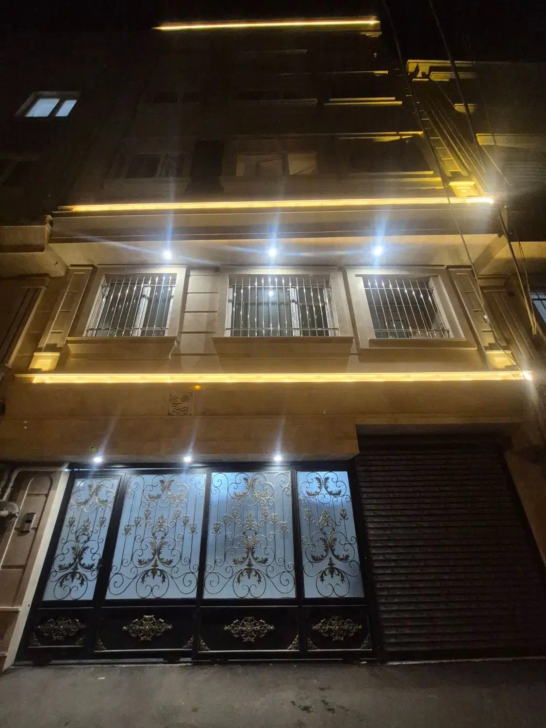 آپارتمان خوش نقشه