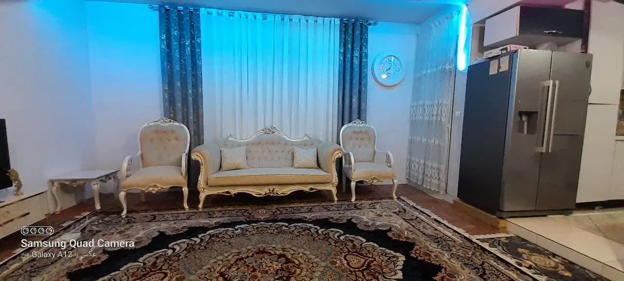 واحد 75 متری فول امکانات واقع در سی متری بالا