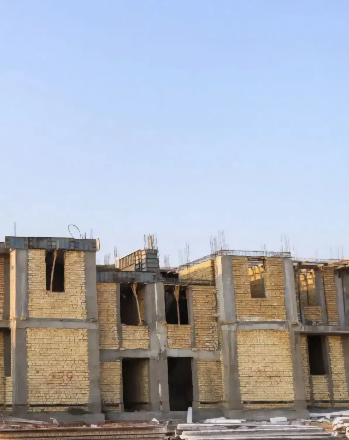 فروش زمین عادل آباد