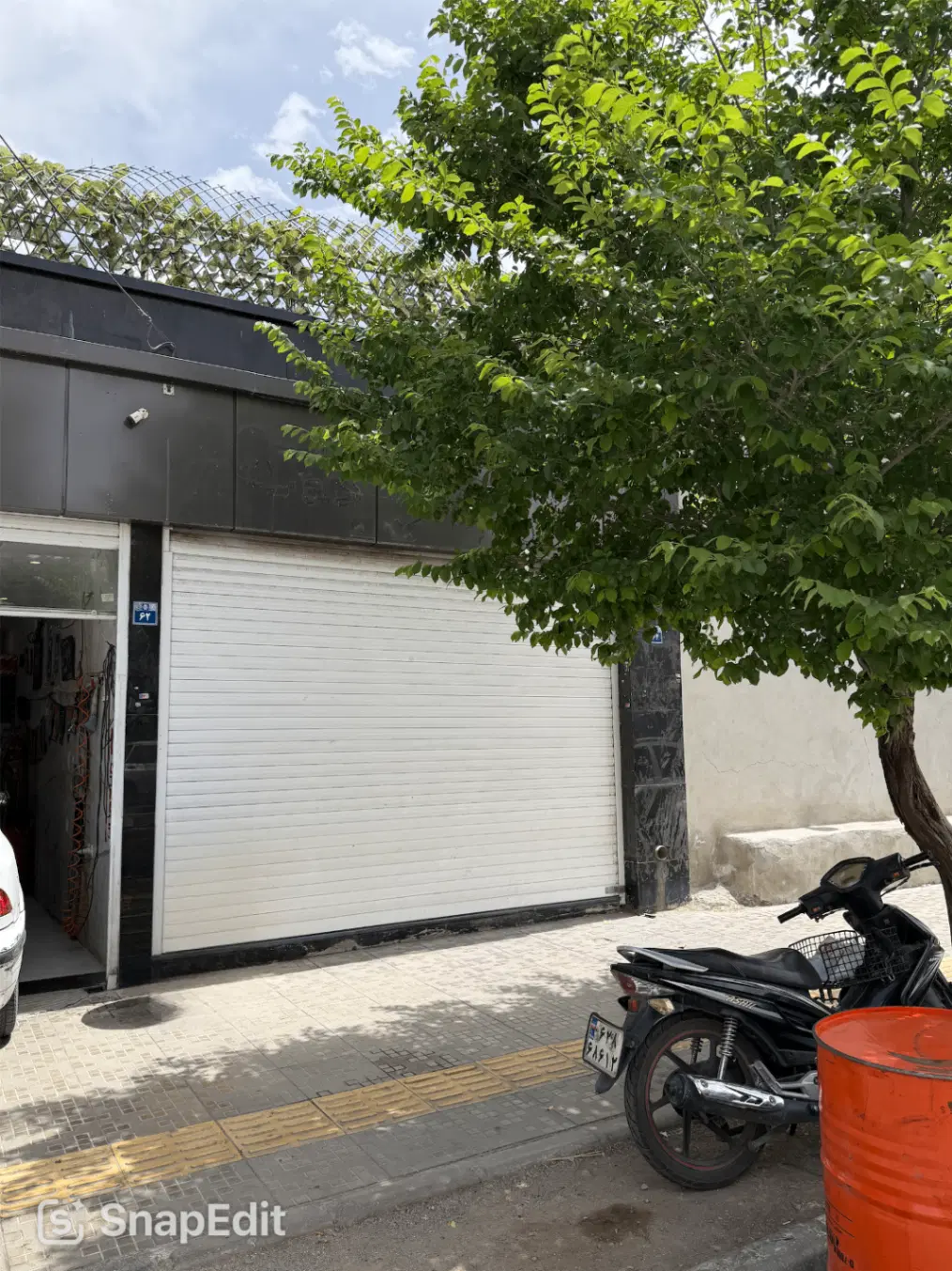 مغازه 35 متری بر خیابون علامه جعفری