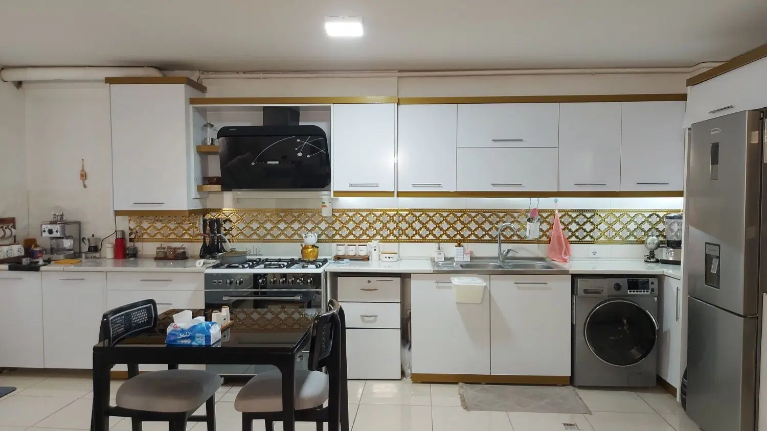 آپارتمان ۷۵متری همکف با حیاط خلوت اختصاصی ۴۰ متری