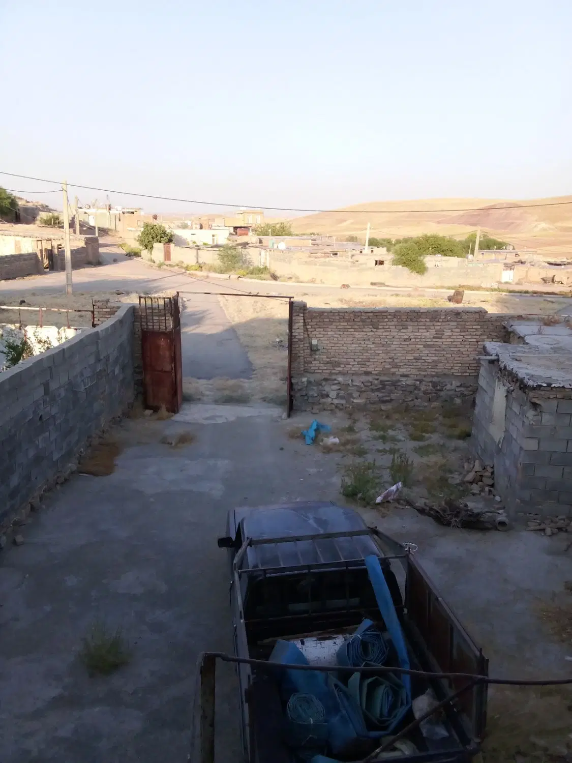 خانه ویلایی روستایی فاصله تا کرمانشاه 10دقیقه