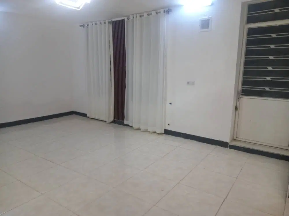 رهن و اجاره خانه ویلایی نوساز طبقه اول از همکف