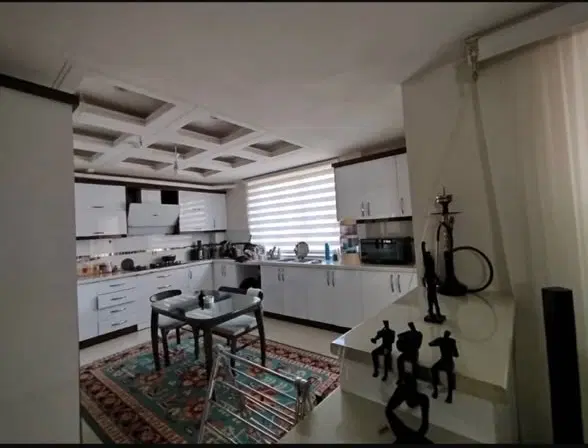 ۱۷۵ متری کتاب ۷