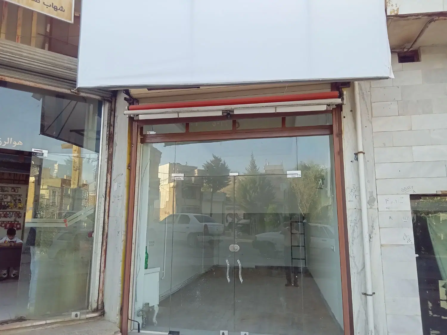 اجاره واحد تجاری