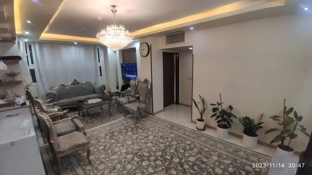 اپارتمان ۹۴ متری هشت بهشت شاهین شهر