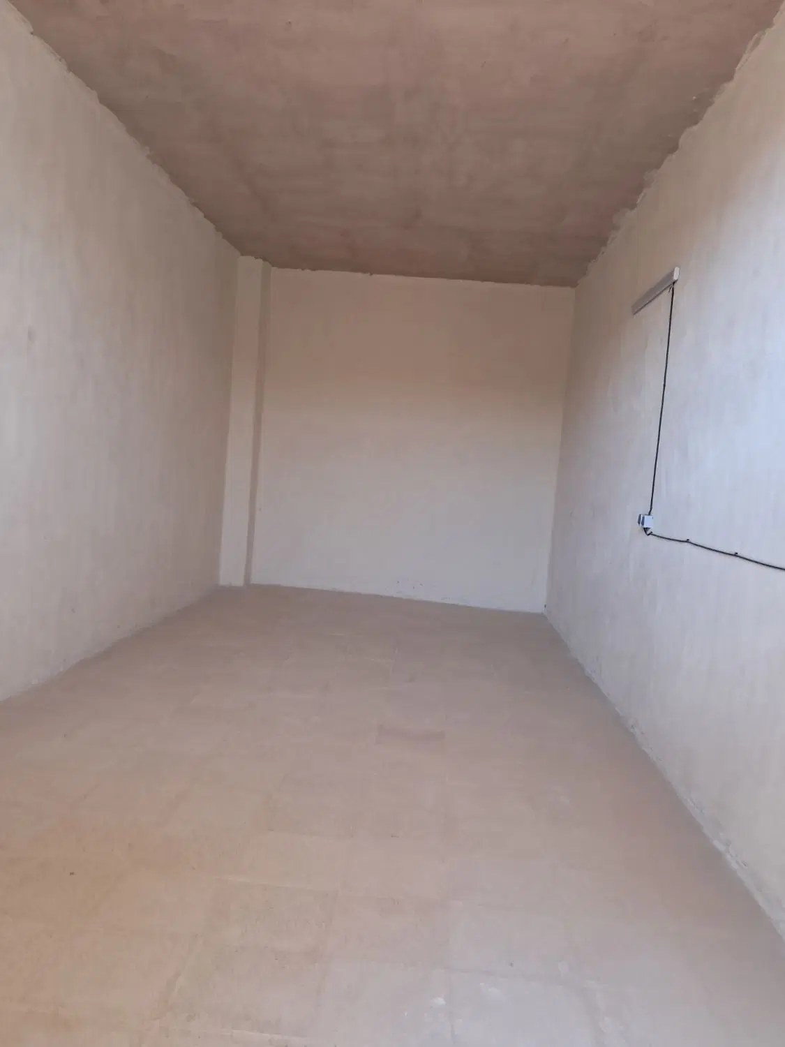 سه عدد مغازه کارگاهی اجاره ای