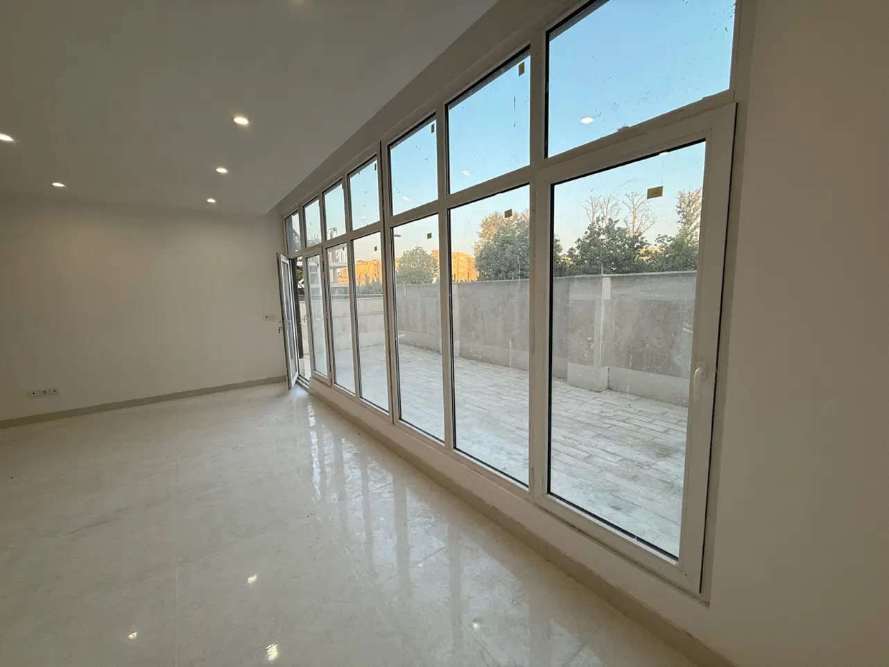 ۱۴۰متر تک واحدی تاپ لوکیشن فرمانداری فرهنگسرا